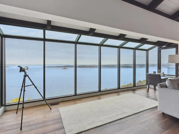 132 Sugarloaf Drive, Tiburon, CA 94920