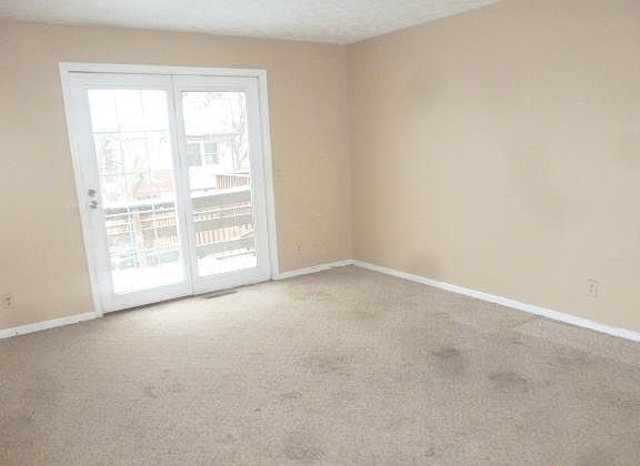5th image of 665 Ziegler Dr