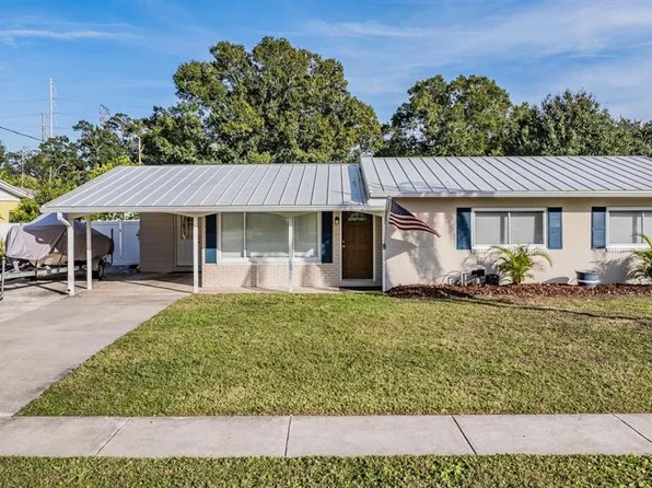 333 Shore Dr E, Oldsmar, FL 34677