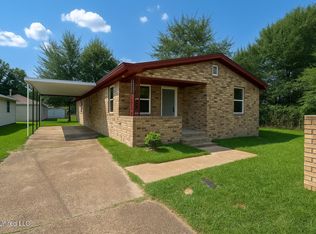 139 Spain Dr, Grenada, MS 38901