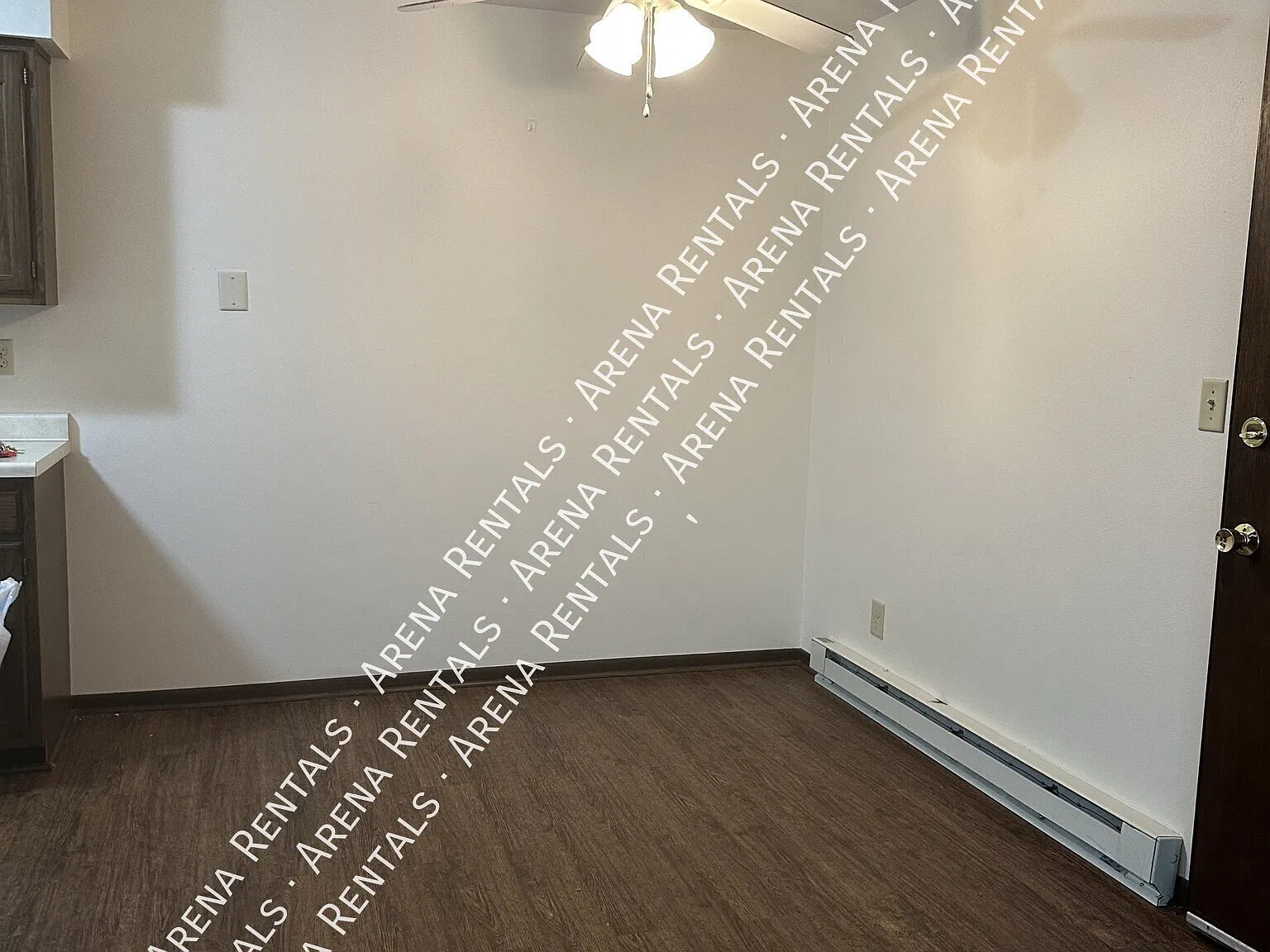 2 bed, $895 — Photo 2