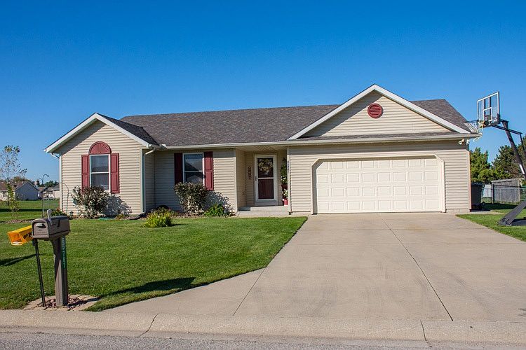1st image of 65761 New Dawn Ave