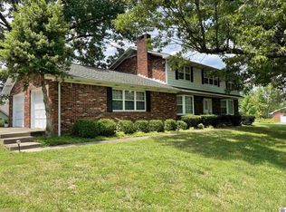 778 Oak Park Blvd, Calvert City, KY 42029