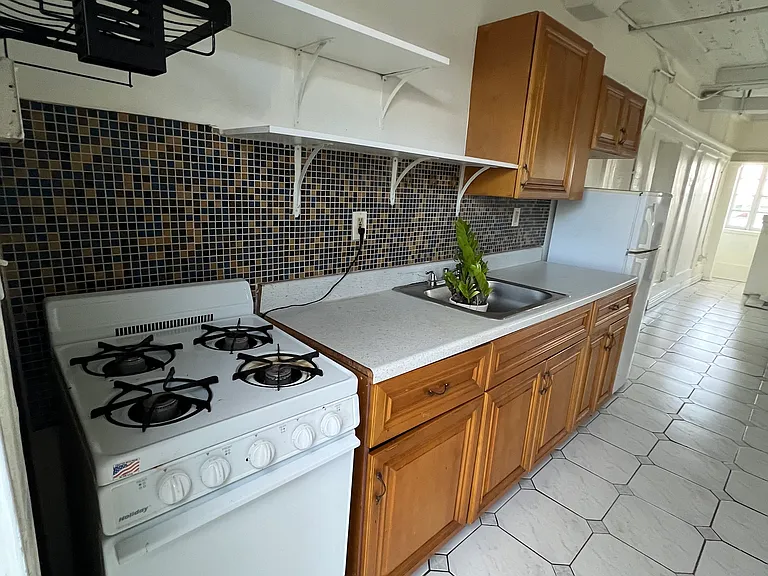 4211 Parker Ave #8 — Photo 10