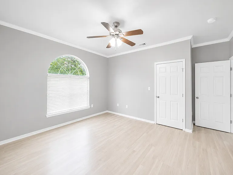 1819 N Fitzhugh Ave #A — Photo 11