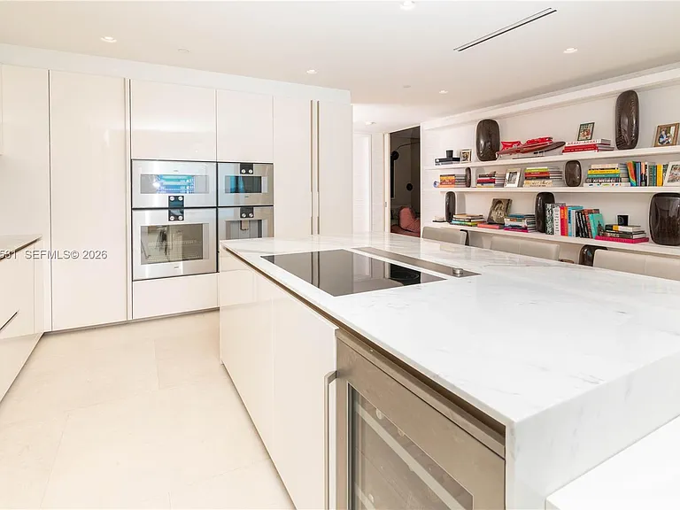 10201 E Collins Ave #1002 — Photo 19