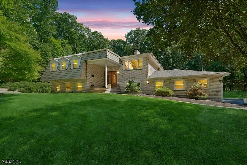 1st image of 15 Sugar Hill Rd
