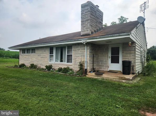 32 Bachmanville Rd, Palmyra, PA 17078