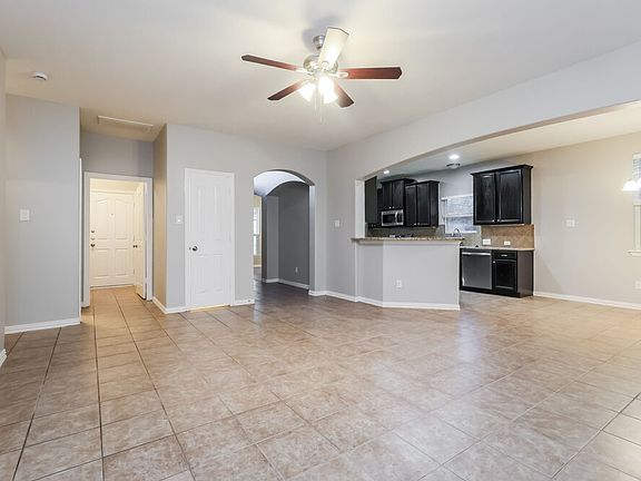 5th image of 9202 Hidden Lake Cir