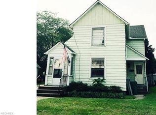 310 6th St, Fairport Harbor, OH 44077