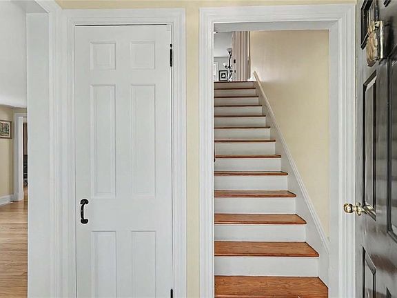 5th image of 12 Elton Rd