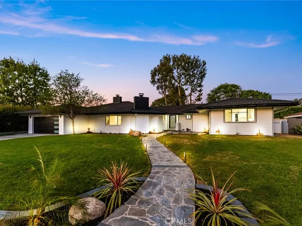 1271 Brittany Cross Rd, Santa Ana, CA 92705