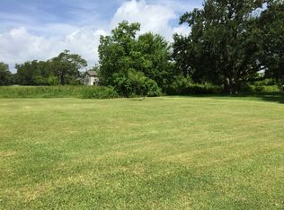 215 Woodman Ave, Pass Christian, MS 39571