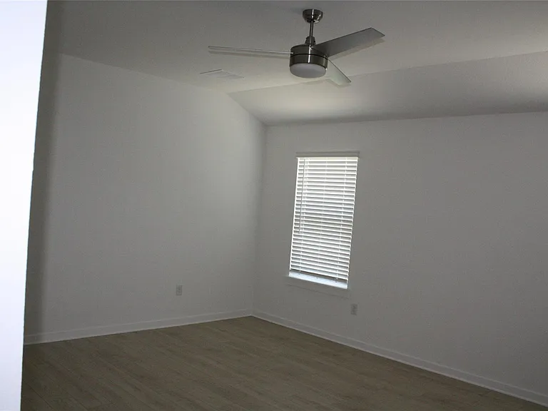 10109 Curb Strap Dr — Photo 11