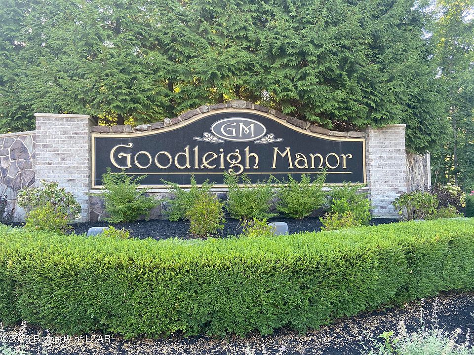 1st image of Manorview Dr