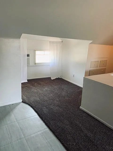 555 El Molino Ave #6
