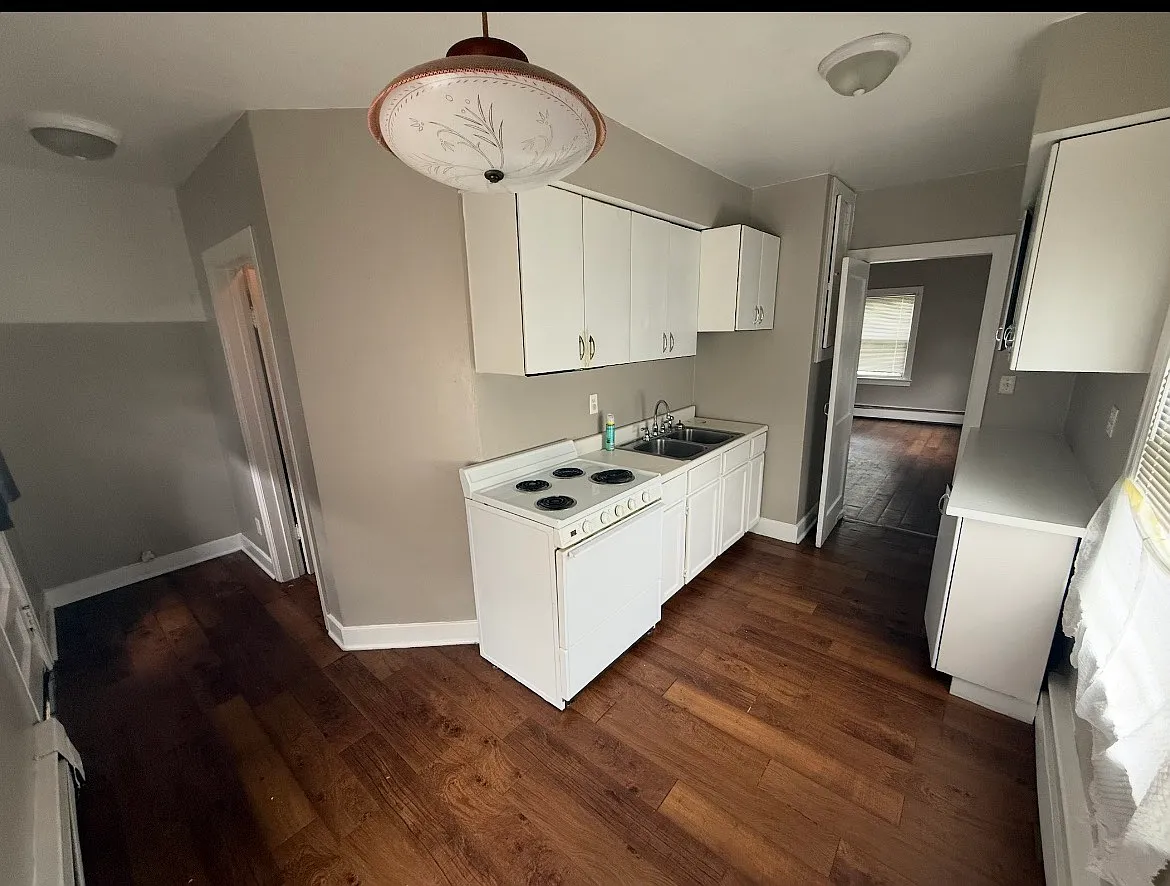 3 bed, 1150 sqft, $1,050 — Photo 4