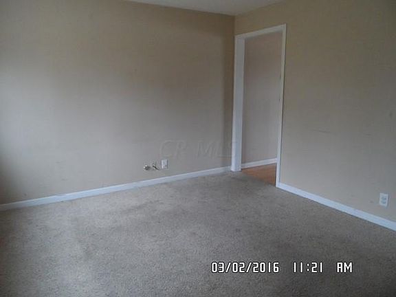 2nd image of 455 N Lakeview Dr