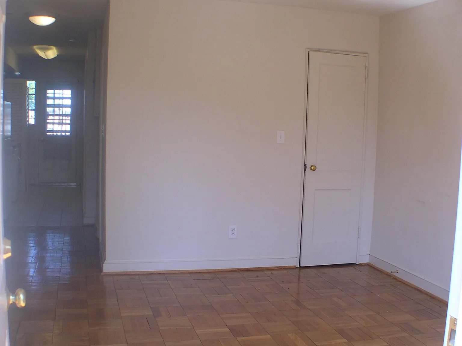 1 bed, 650 sqft, $1,495 — Photo 2