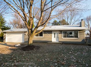 1686 Sheffield Dr, Elgin, IL 60123