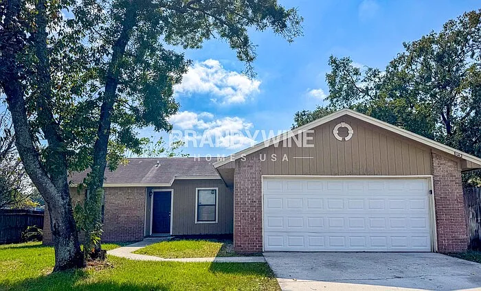 3 bed, 2.0 bath, 1193 sqft, $1,680 — Photo 2
