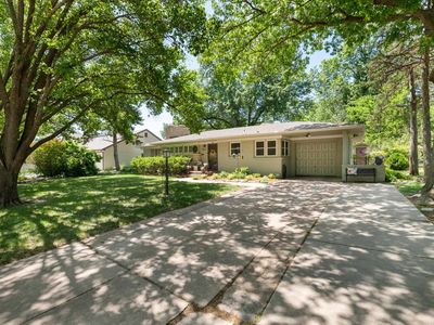 5653 E Park Hollow Dr, Wichita, KS, 67208