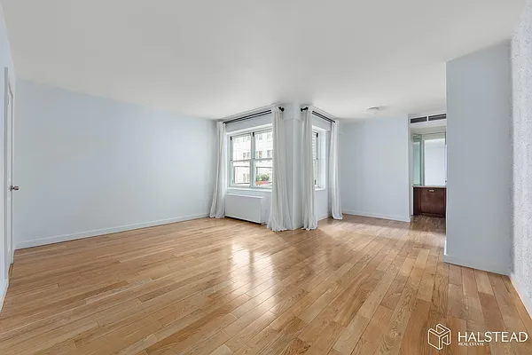 Rented by Halstead Real Estate | media 23