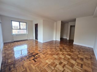 196-12 67th Ave #A, Fresh Meadows, NY 11365
