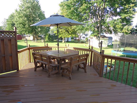 3rd image of 7203 Nickett Dr