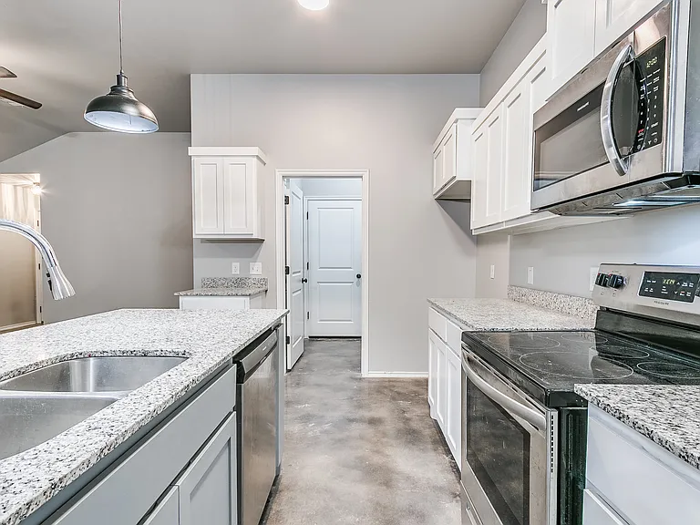 818 Coles Creek Ln — Photo 14