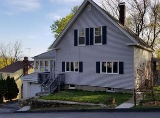 7 Willow St, Worcester, MA 01603