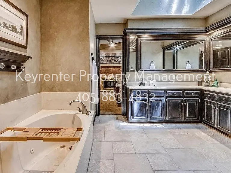 1408 Fox View Ct — Photo 17