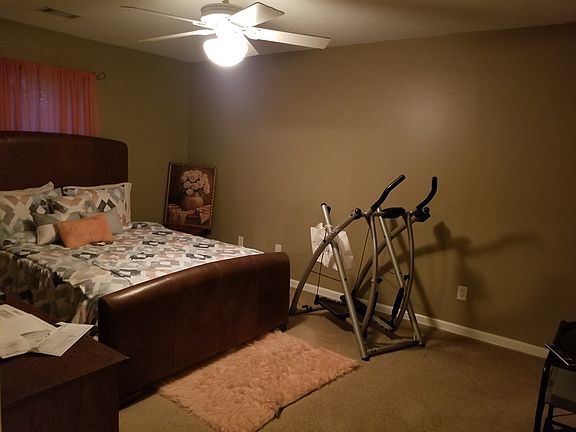 5th image of 566 Southern Hills Dr