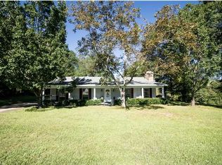 2301 Roseland Dr, Semmes, AL 36575