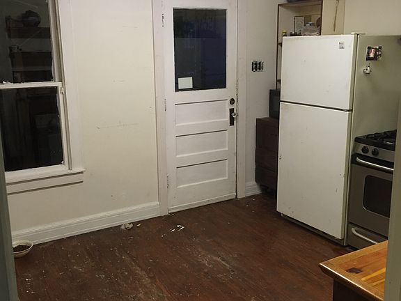 5th image of 141 W Wildwood