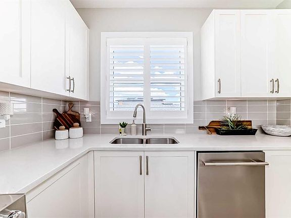 5th image of 116 W Precedence Way