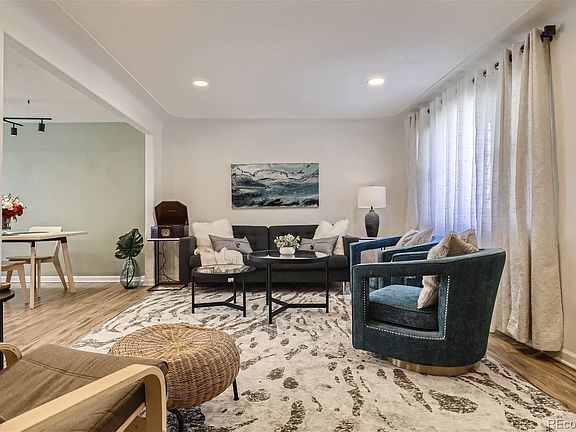 3rd image of 3376 Jasmine Street