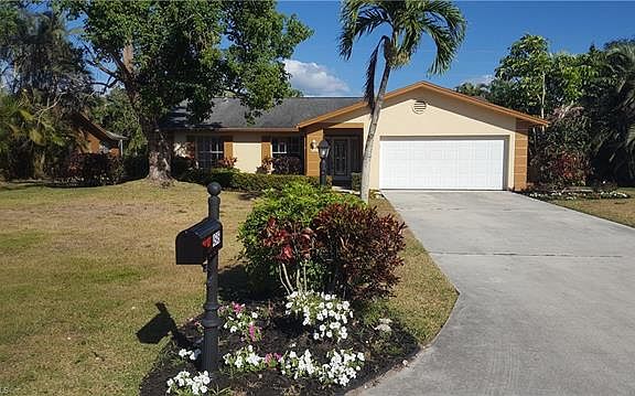 4th image of 4545 Lakewood Blvd