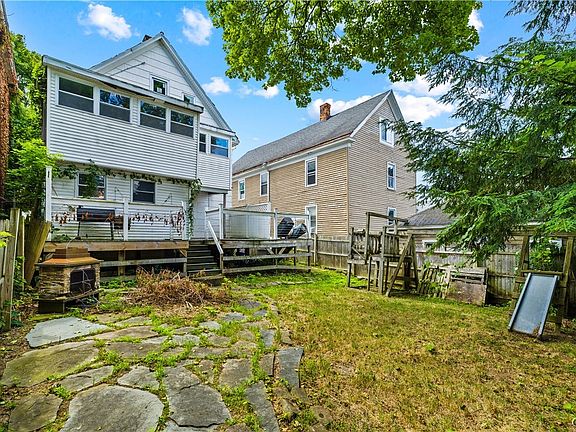 3rd image of 25 Prospect St