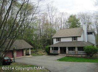 726 Pocono Dr, East Stroudsburg, PA