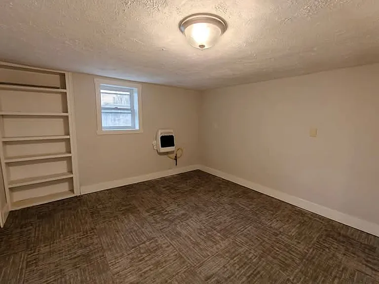 817 Indiana Ave — Photo 16
