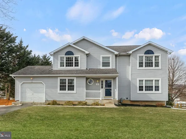 68 Enola Dr, Stewartstown, PA 17363