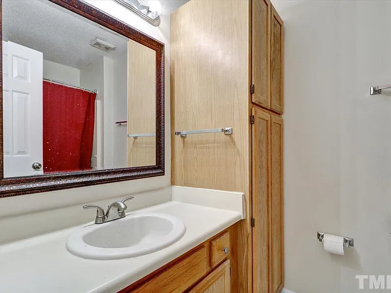 1512 Kempsey Cir — Photo 17