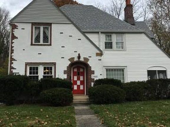 2nd image of 2468 S Patterson Blvd
