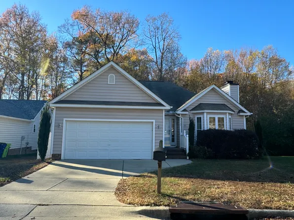 5209 Moss Hill Dr, Raleigh, NC 27616