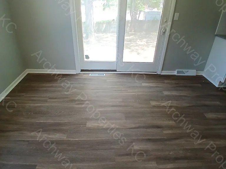 5103 Long Dr — Photo 13