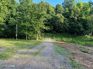 330 Dark Hollow Rd N, Andersonville, TN 37705