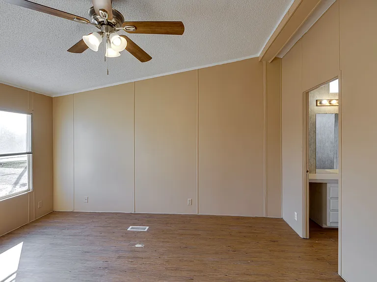143 Summit Ridge Ln — Photo 13