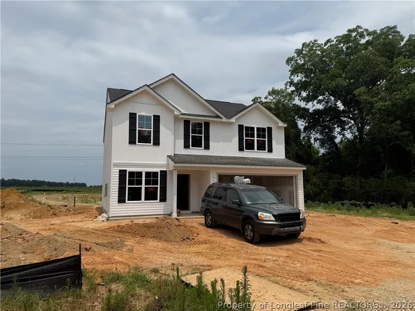 207 Baxley Dr, Dunn, NC 28334