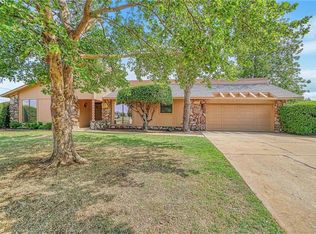 1224 Trail Dr S, Altus, OK 73521